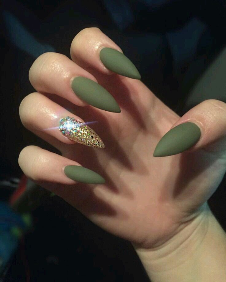 Green Fall Nails