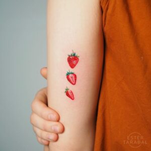 Strawberry Tattoo 1643821716