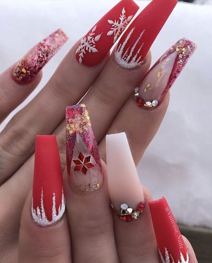 Christmas Coffin Nails
