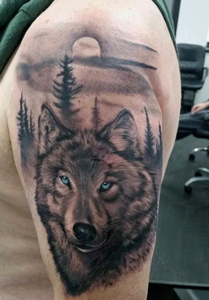 Shoulder Wolf Tattoo
