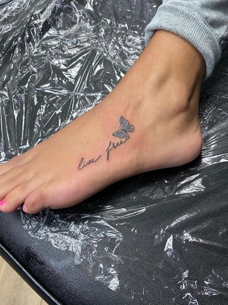 Feminine Foot Tattoo