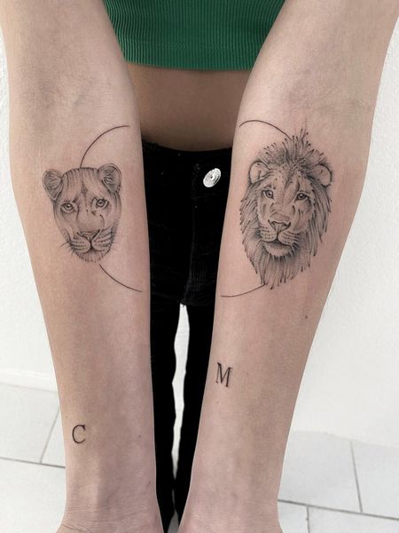 Fine Line Lion Tattoo