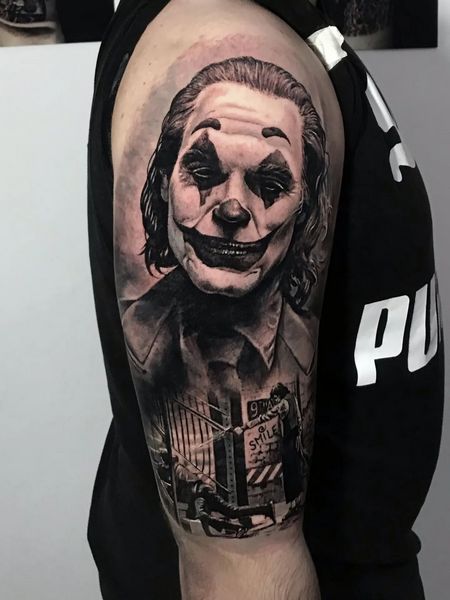 joker shoulder tattoo