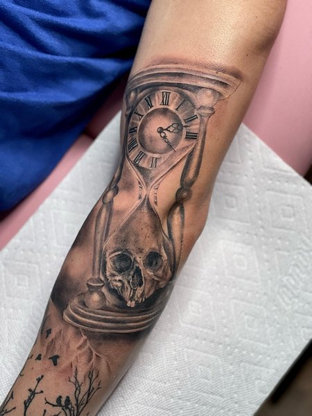Realistic Hourglass Tattoo