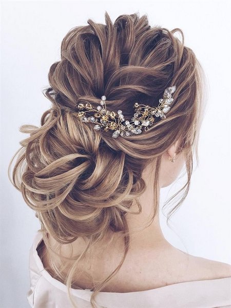 Wedding Hairstyles For Long Hair Down
